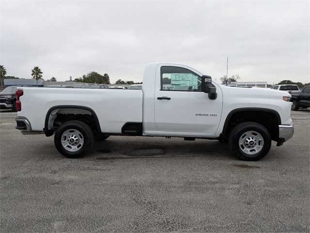 2025 Chevrolet Silverado 2500HD Work Truck photo 3