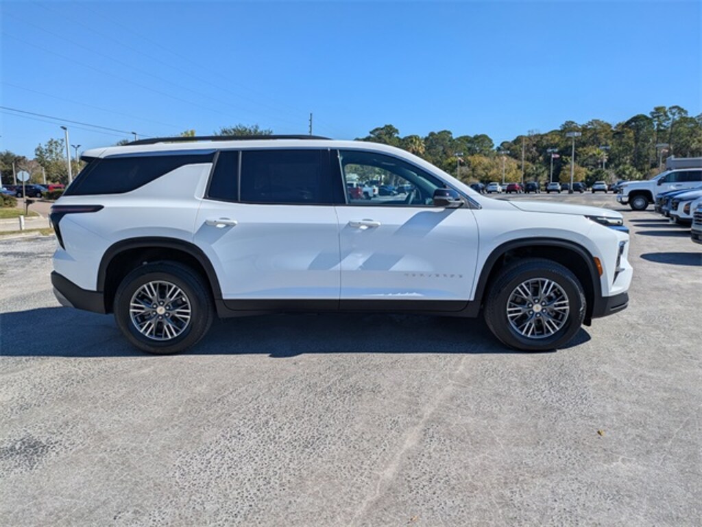 New 2026 Chevrolet Traverse LT SUV