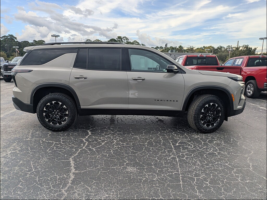 New 2027 Chevrolet Traverse AWD Z71