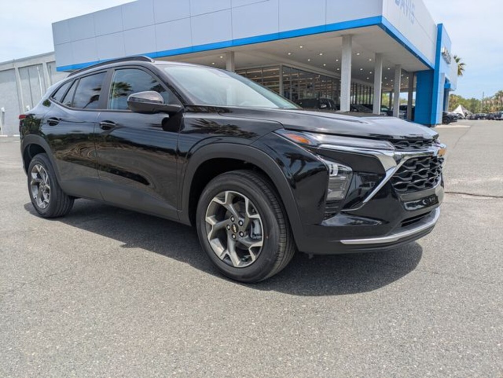 New 2026 Chevrolet Trax LT SUV