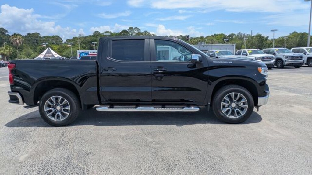 New 2026 Chevrolet Silverado 1500 LT w/1LT Truck Crew Cab