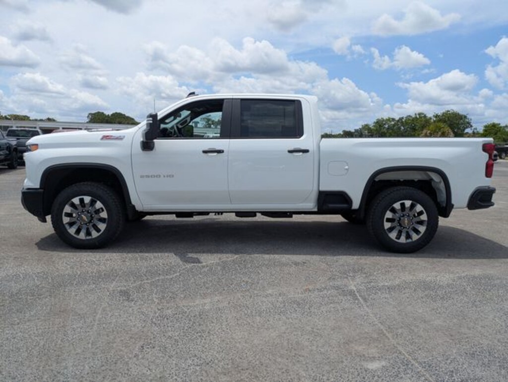 New 2026 Chevrolet Silverado 2500 HD Custom Truck Crew Cab