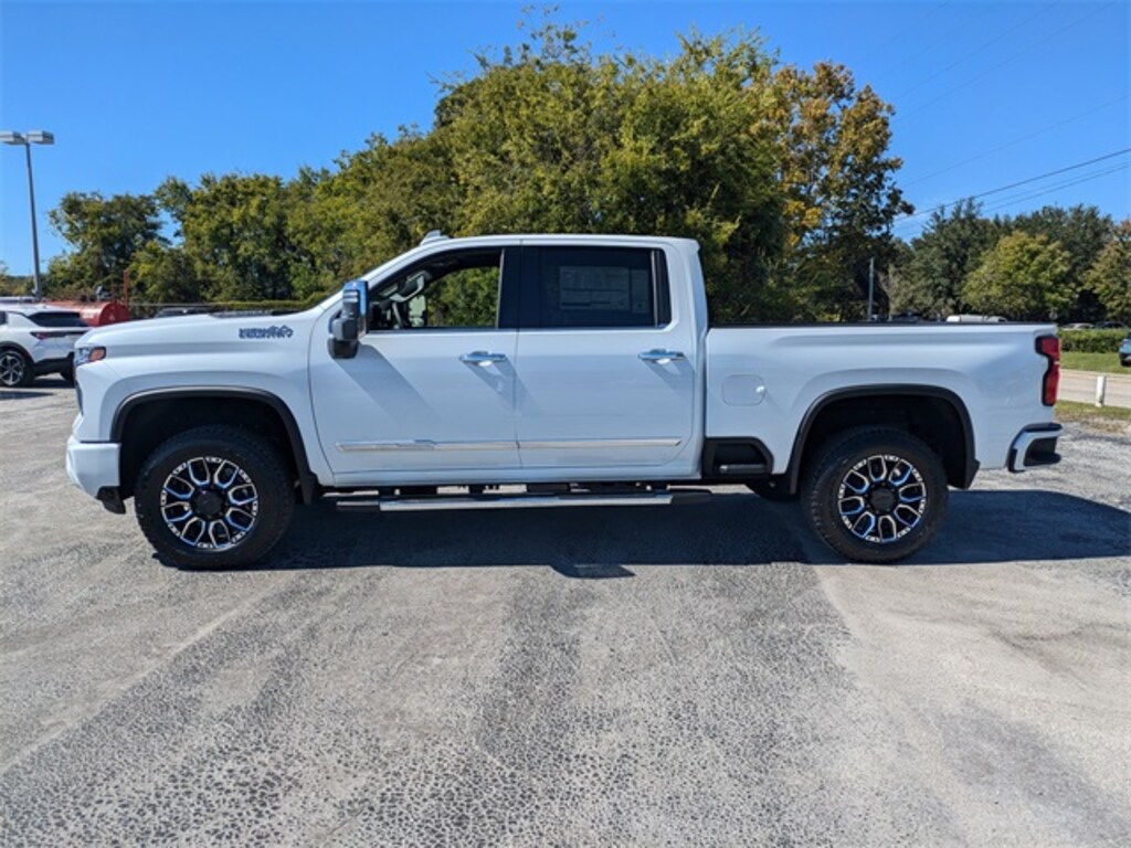 New 2026 Chevrolet Silverado 2500 HD High Country Truck Crew Cab