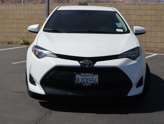 Used 2019 Toyota Corolla LE with VIN 5YFBURHE8KP945787 for sale in Palmdale, CA