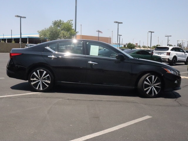 Used 2021 Nissan Altima Platinum with VIN 1N4BL4FW5MN374668 for sale in Palmdale, CA