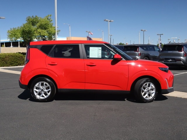 Used 2023 Kia Soul LX with VIN KNDJ23AU1P7198882 for sale in Palmdale, CA