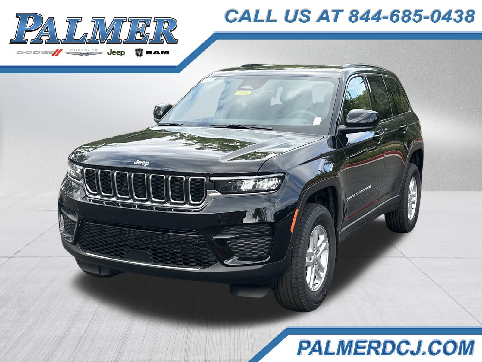 2025 Jeep Grand Cherokee LAREDO 4X2
