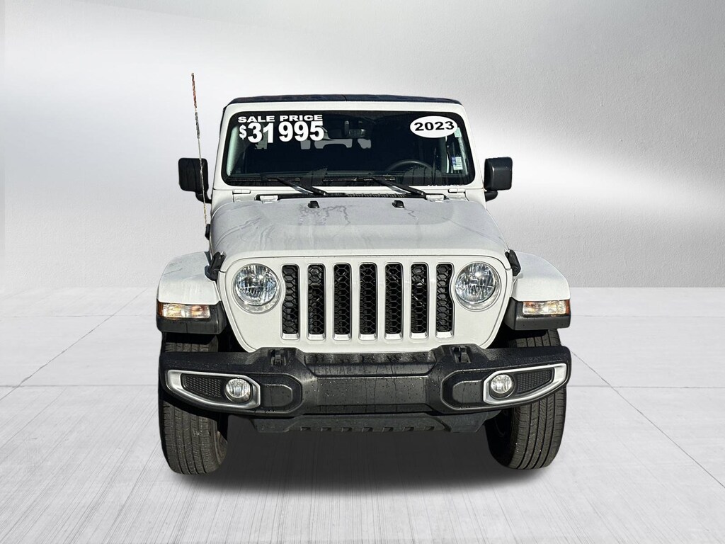 Certified 2023 Jeep Gladiator Overland Truck Crew Cab