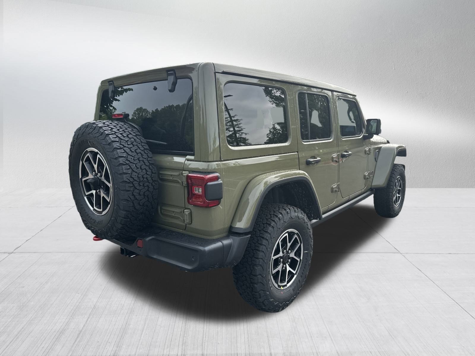 2025 Jeep Wrangler Rubicon photo 4