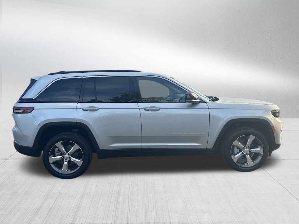 Certified 2025 Jeep Grand Cherokee Limited SUV