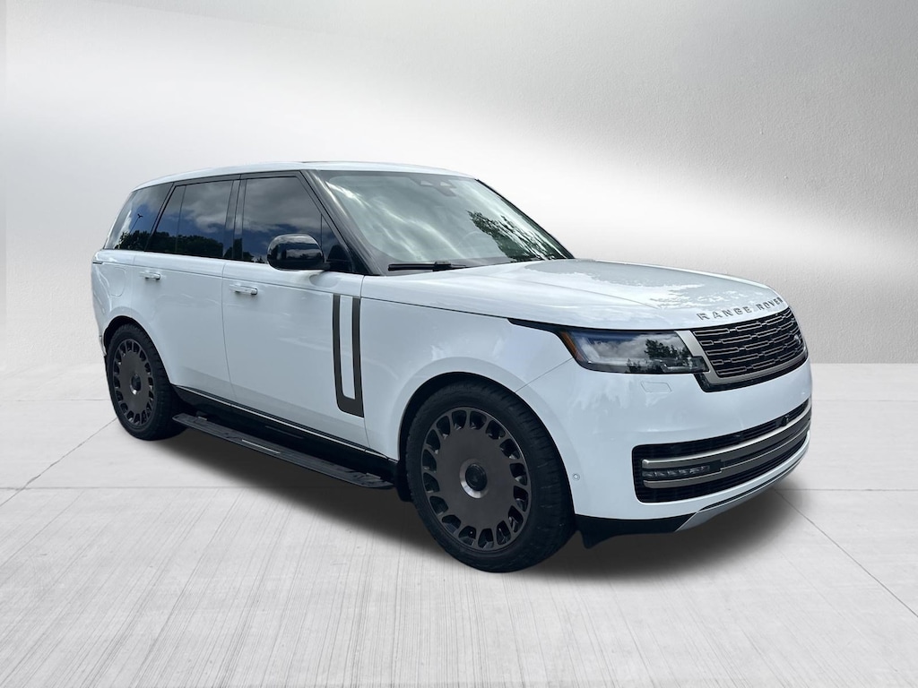Used 2024 Land Rover Range Rover P530 SE SUV