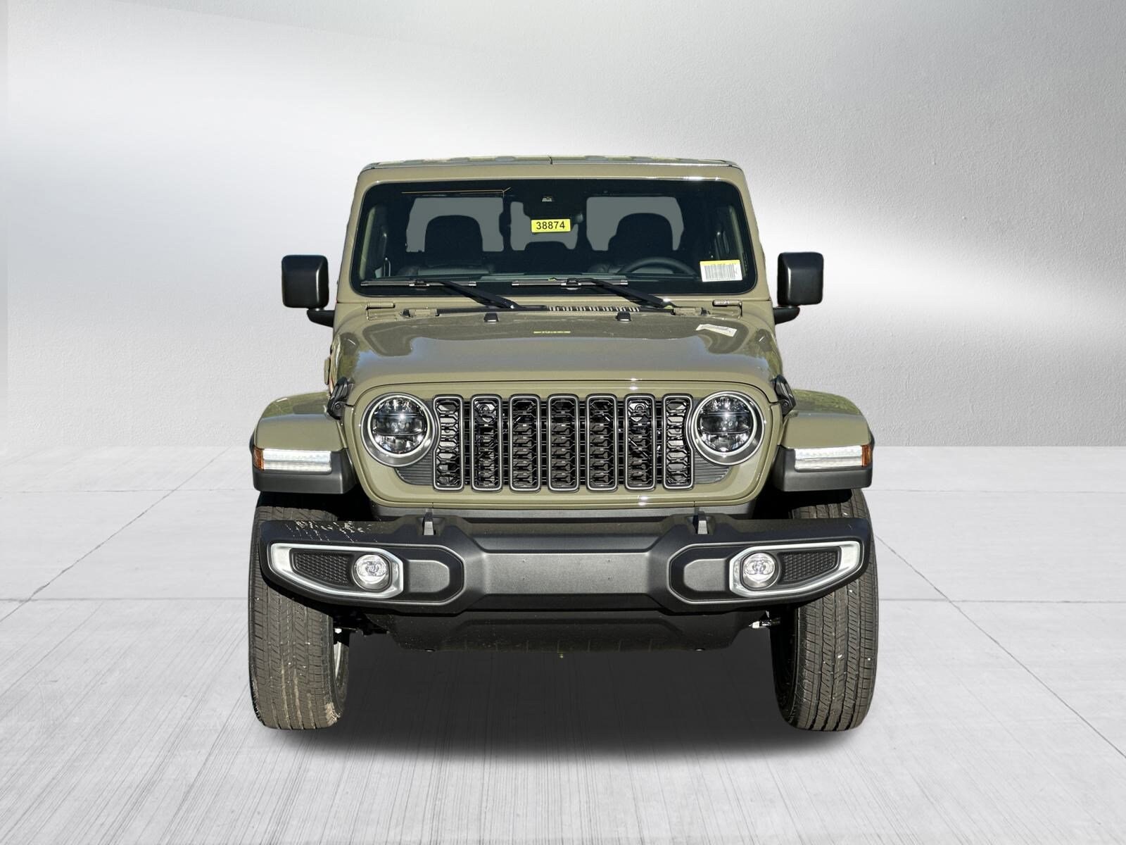 2025 Jeep Gladiator Sport S photo 2
