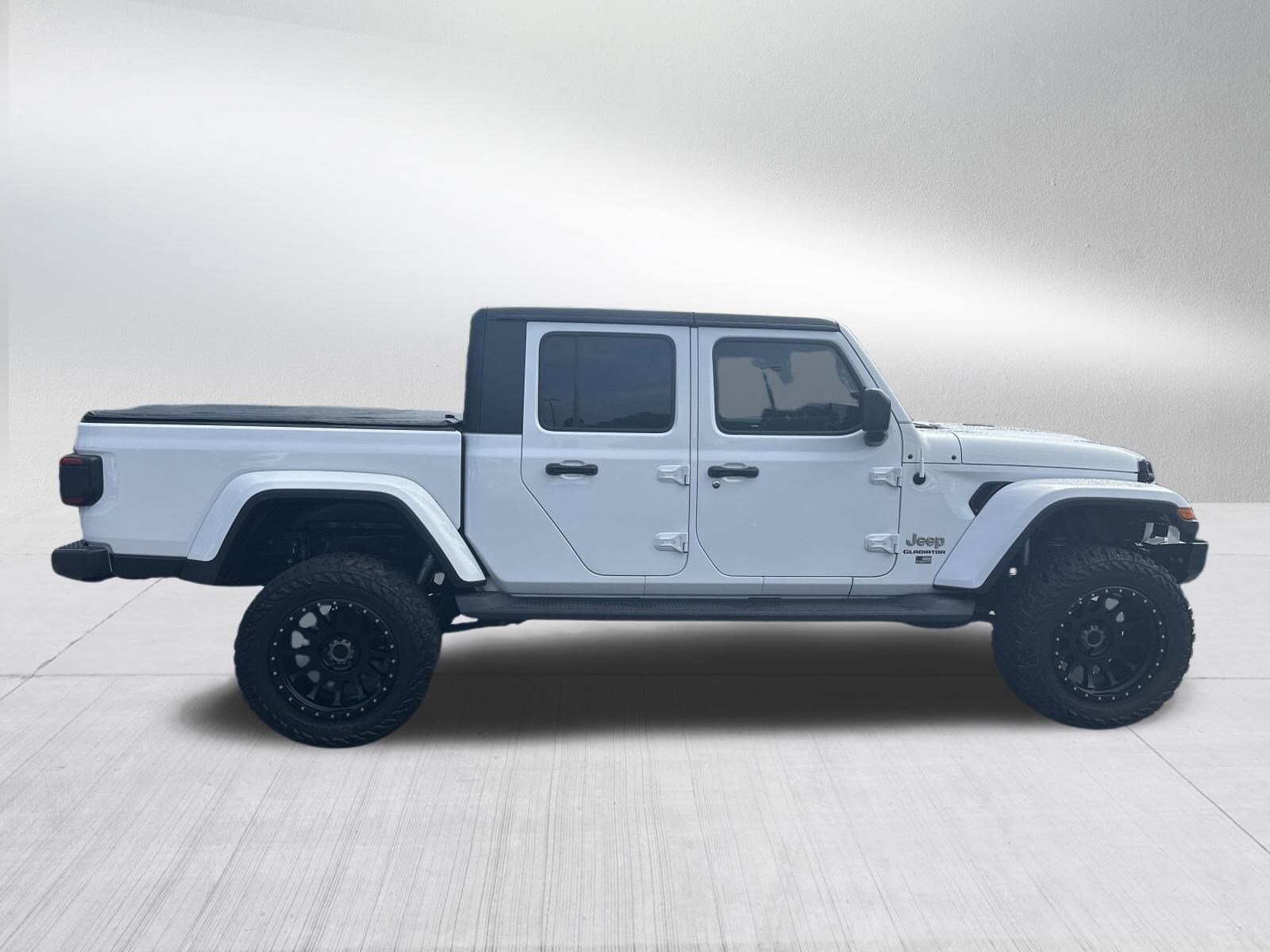2020 Jeep Gladiator Overland photo 4