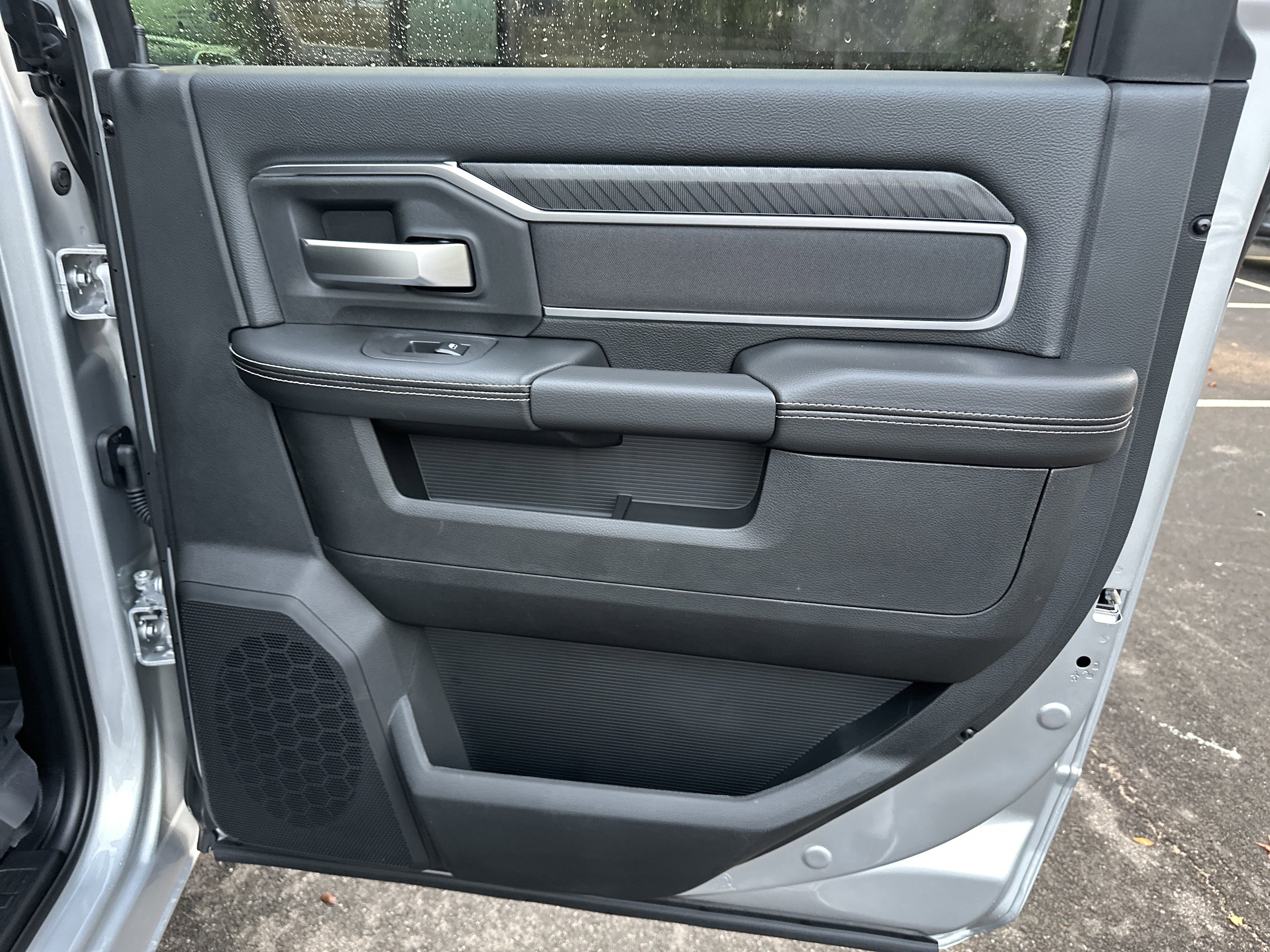 2026 RAM 2500 Big Horn - Photo 16