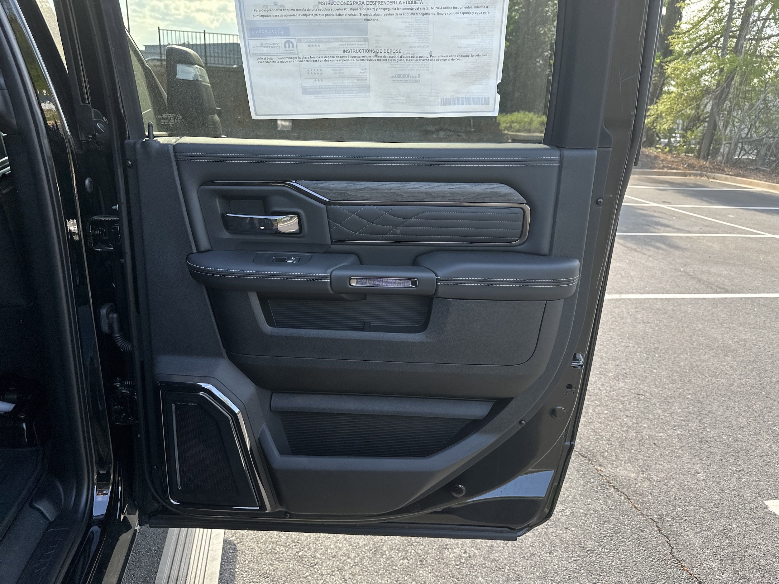 2025 RAM 2500 Limited - Photo 16