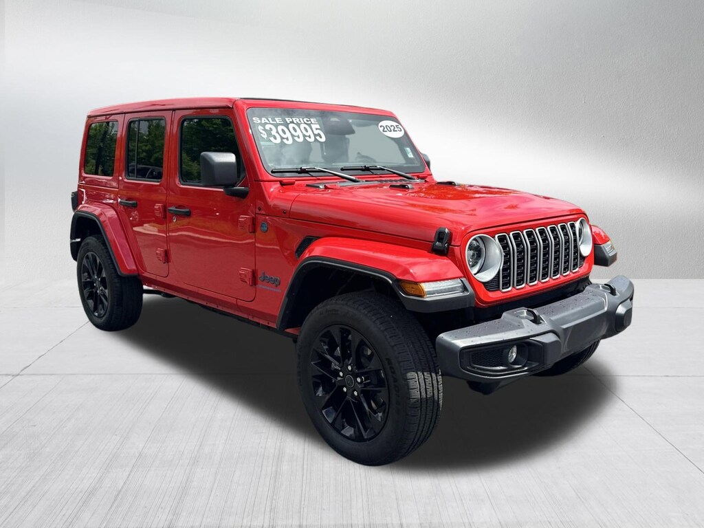 Used 2025 Jeep Wrangler 4xe Sahara SUV