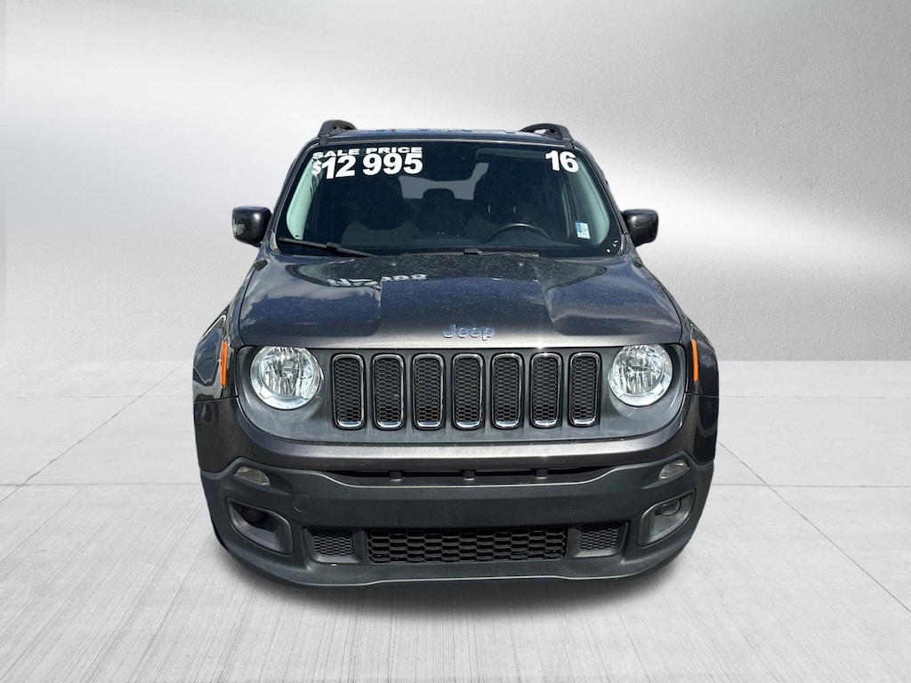 Used 2016 Jeep Renegade Latitude FWD SUV