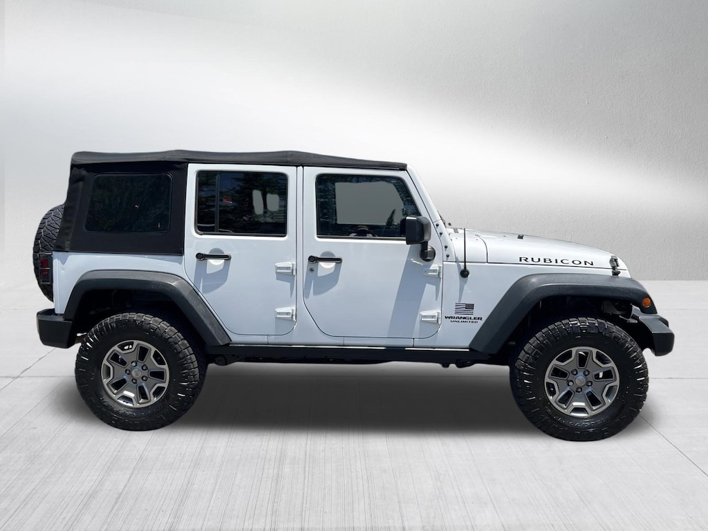 Used 2015 Jeep Wrangler Unlimited Rubicon 4x4 SUV