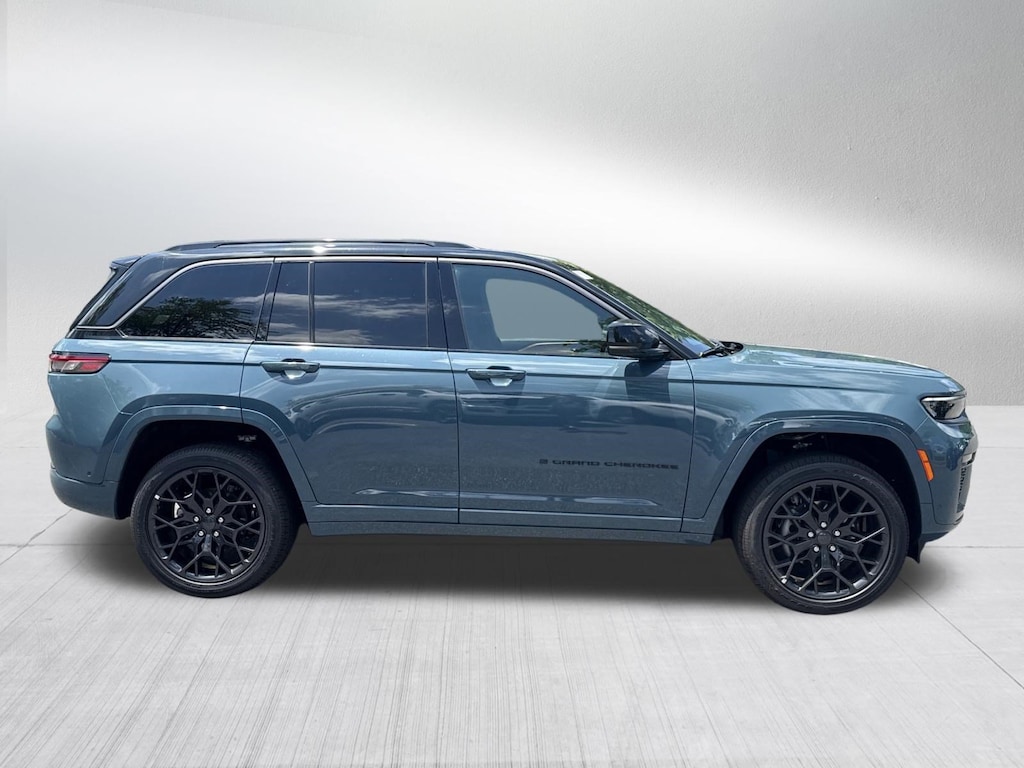 New 2026 Jeep Grand Cherokee SUMMIT 4X4 Sport Utility