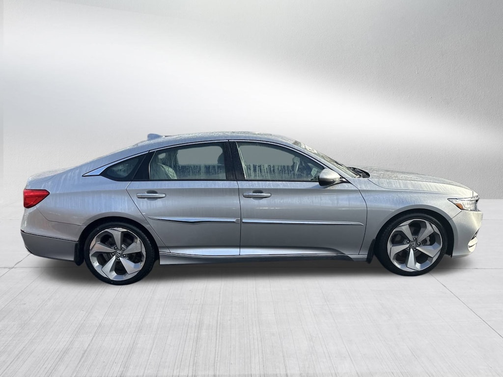 Used 2018 Honda Accord Touring Sedan