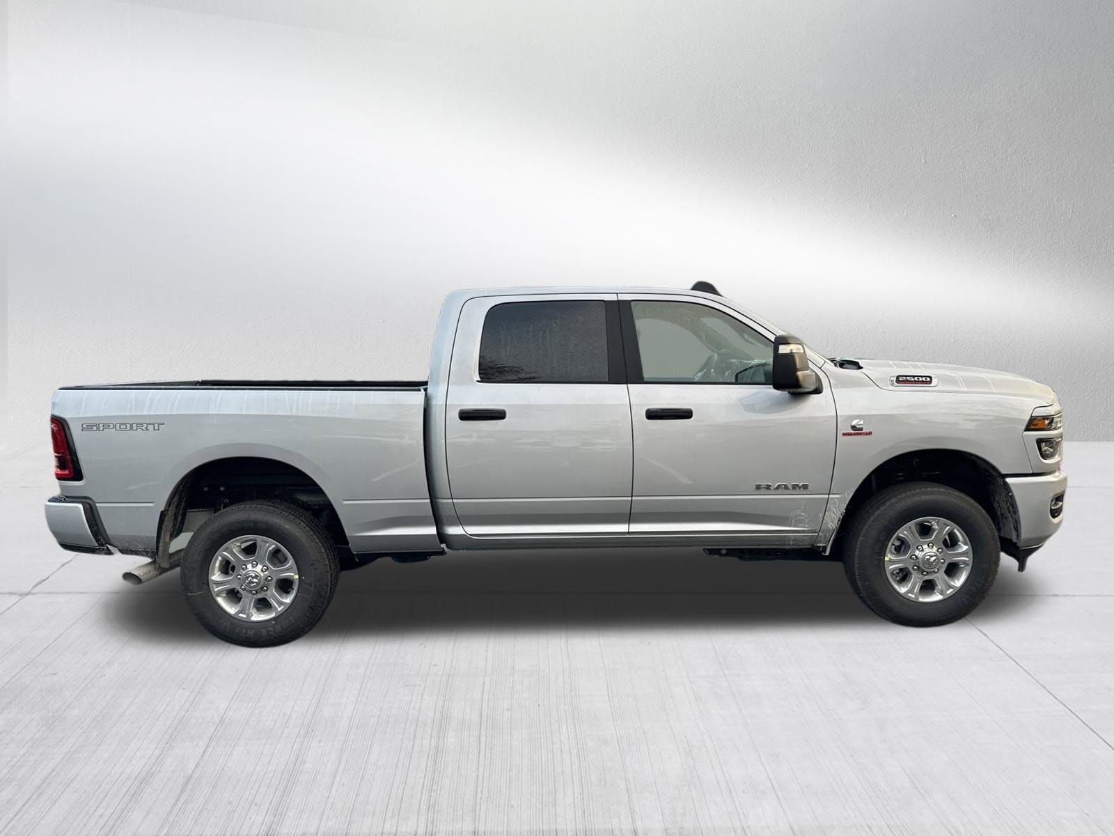 2026 RAM 2500 Big Horn - Photo 4