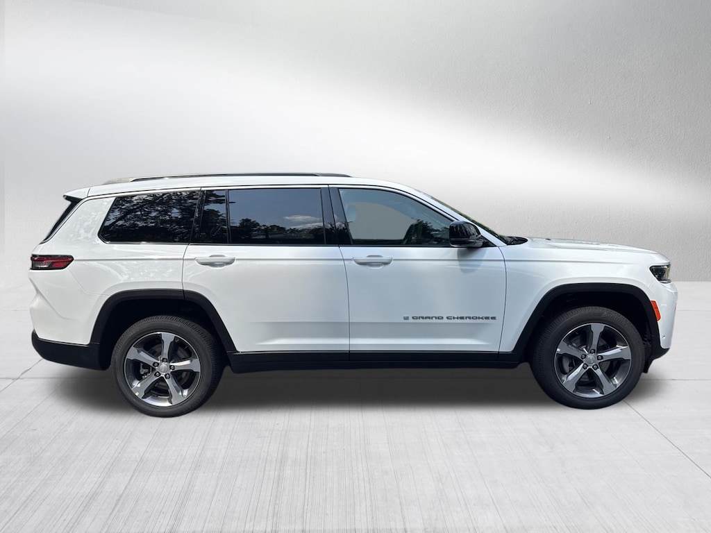 New 2026 Jeep Grand Cherokee L LIMITED 4X4 Sport Utility