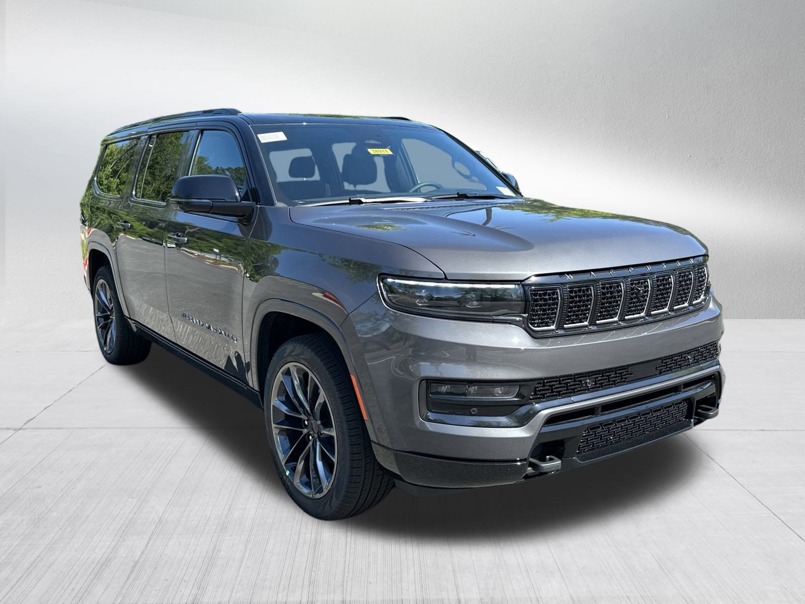 2025 Jeep Grand Wagoneer L Obsidian II photo 3