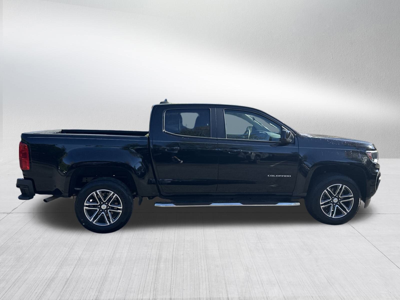 2021 Chevrolet Colorado Work Truck photo 3