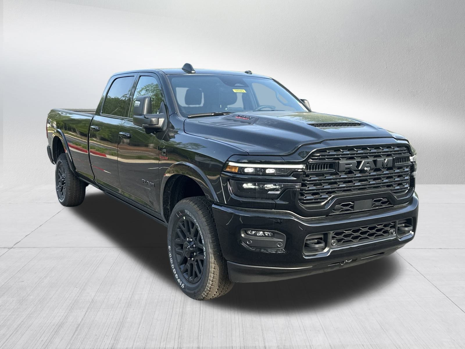 2025 Ram 2500 Limited photo 3