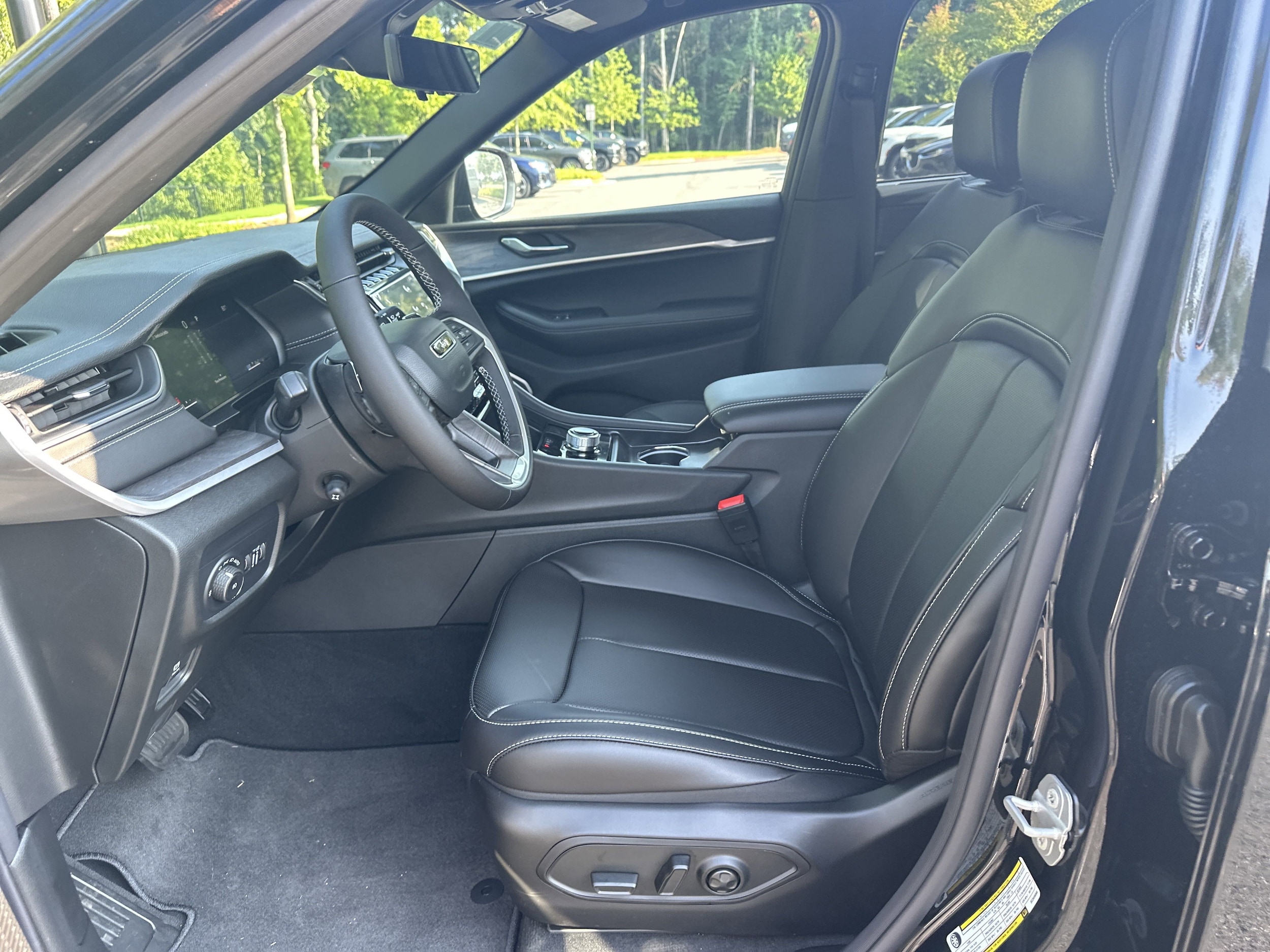 2025 Jeep Grand Cherokee Limited - Photo 9