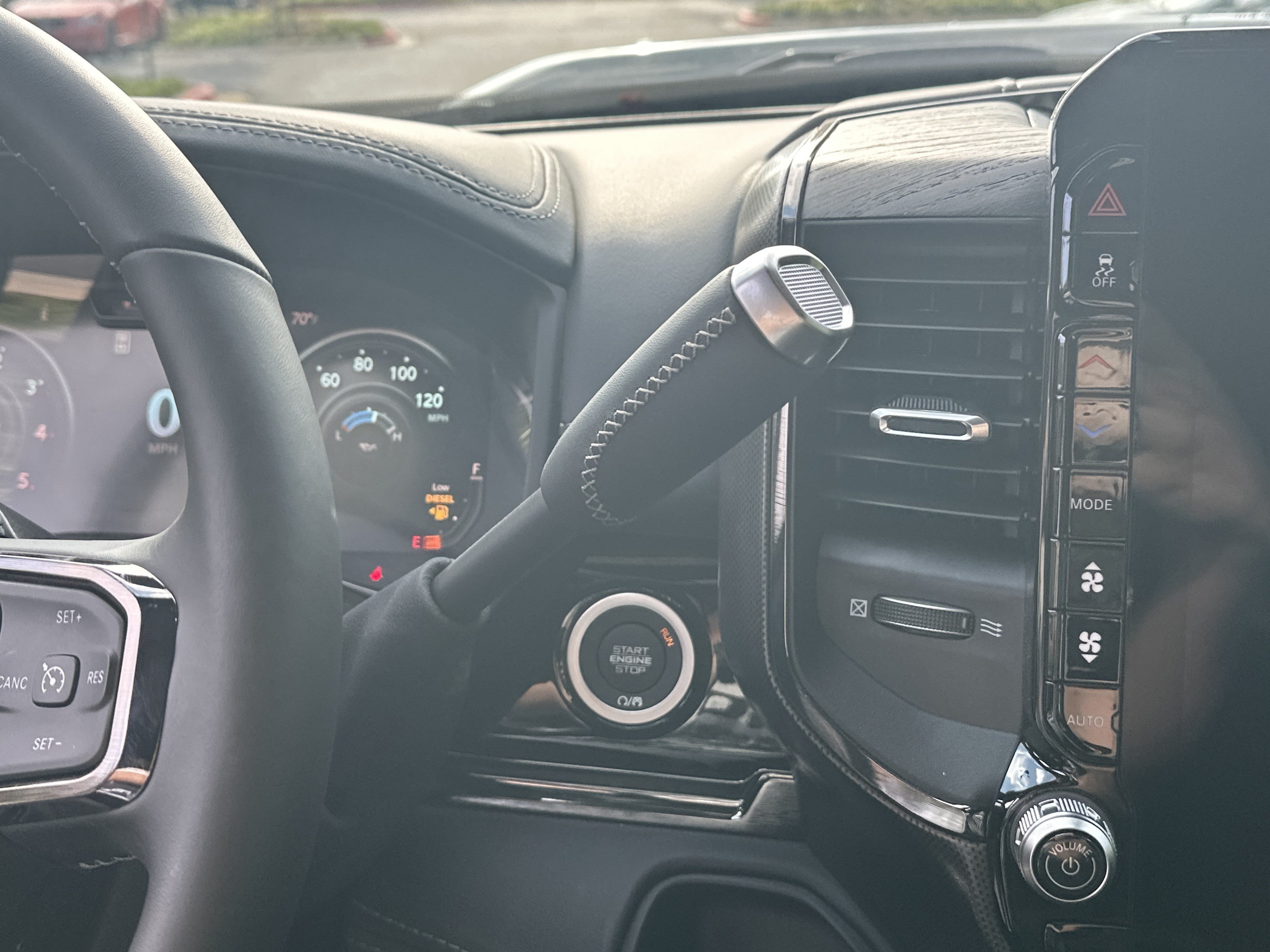 2026 RAM 2500 Limited - Photo 27