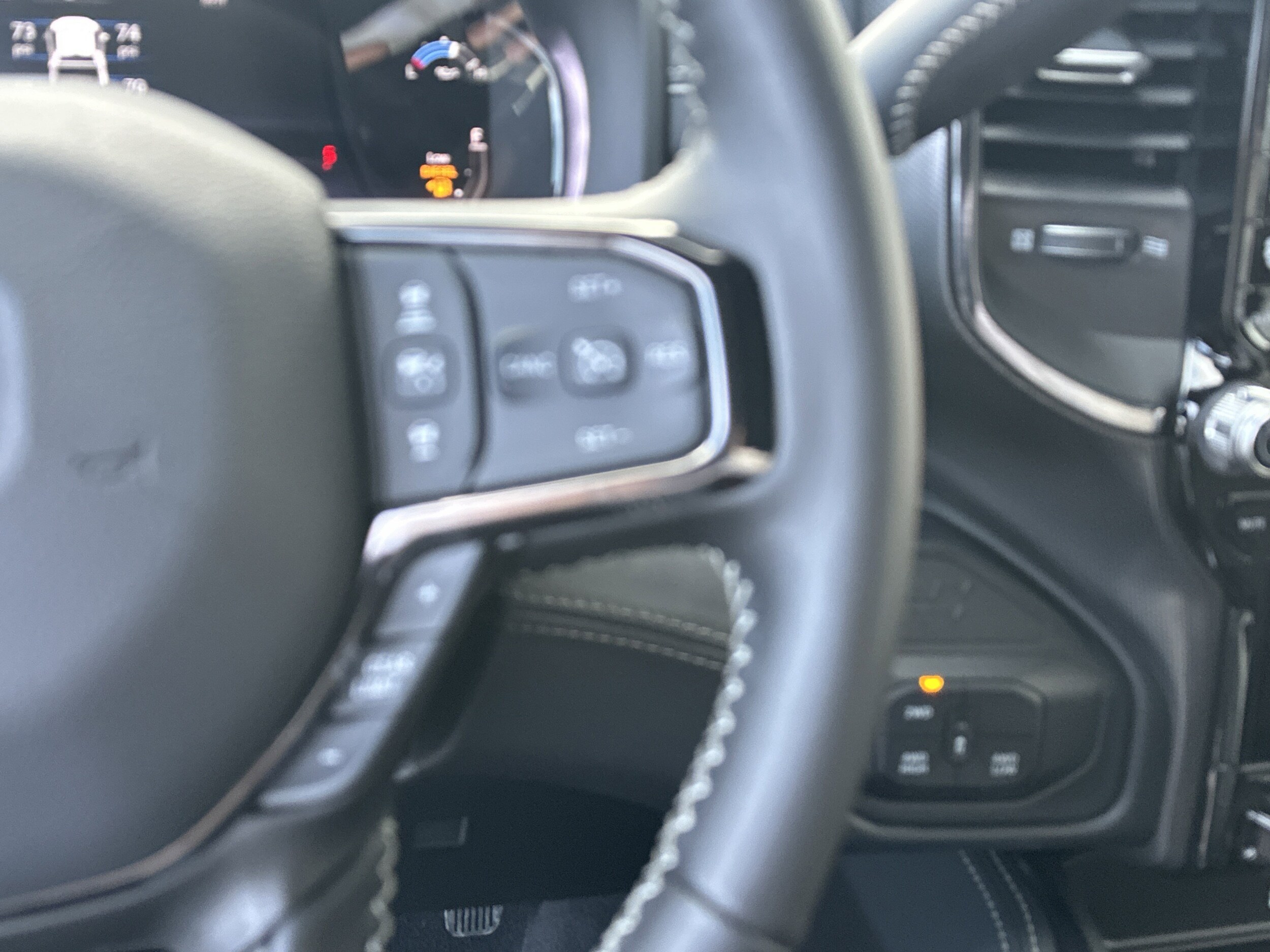 2025 RAM 2500 Limited - Photo 29