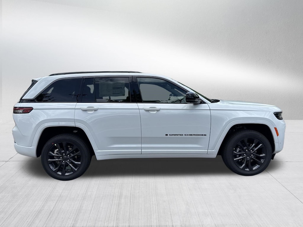 New 2026 Jeep Grand Cherokee LIMITED RESERVE 4X4 Sport Utility