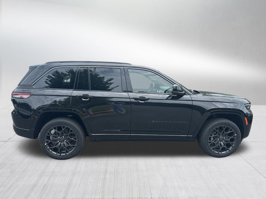 New 2026 Jeep Grand Cherokee SUMMIT 4X4 Sport Utility