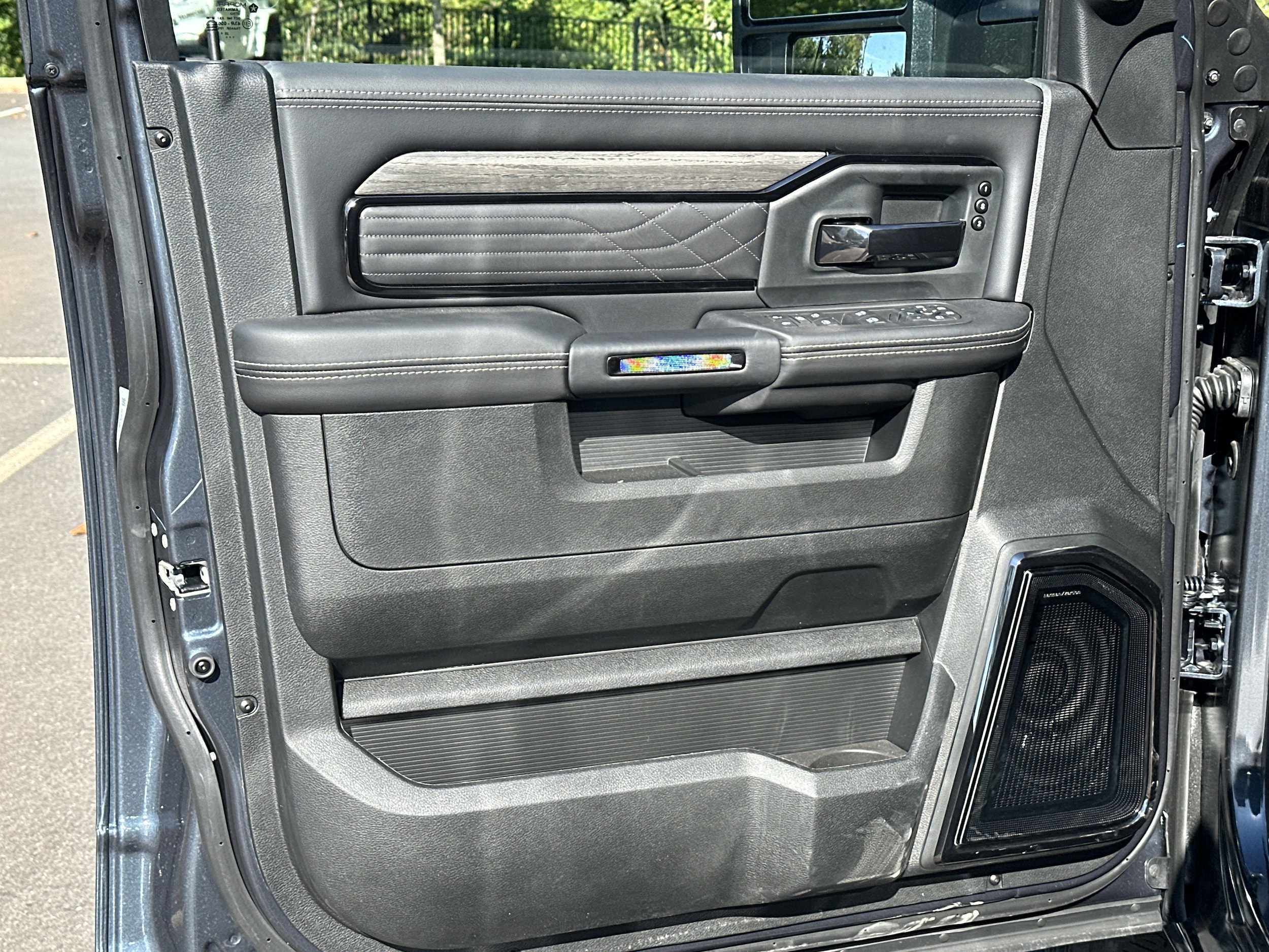 2026 RAM 2500 Limited - Photo 10