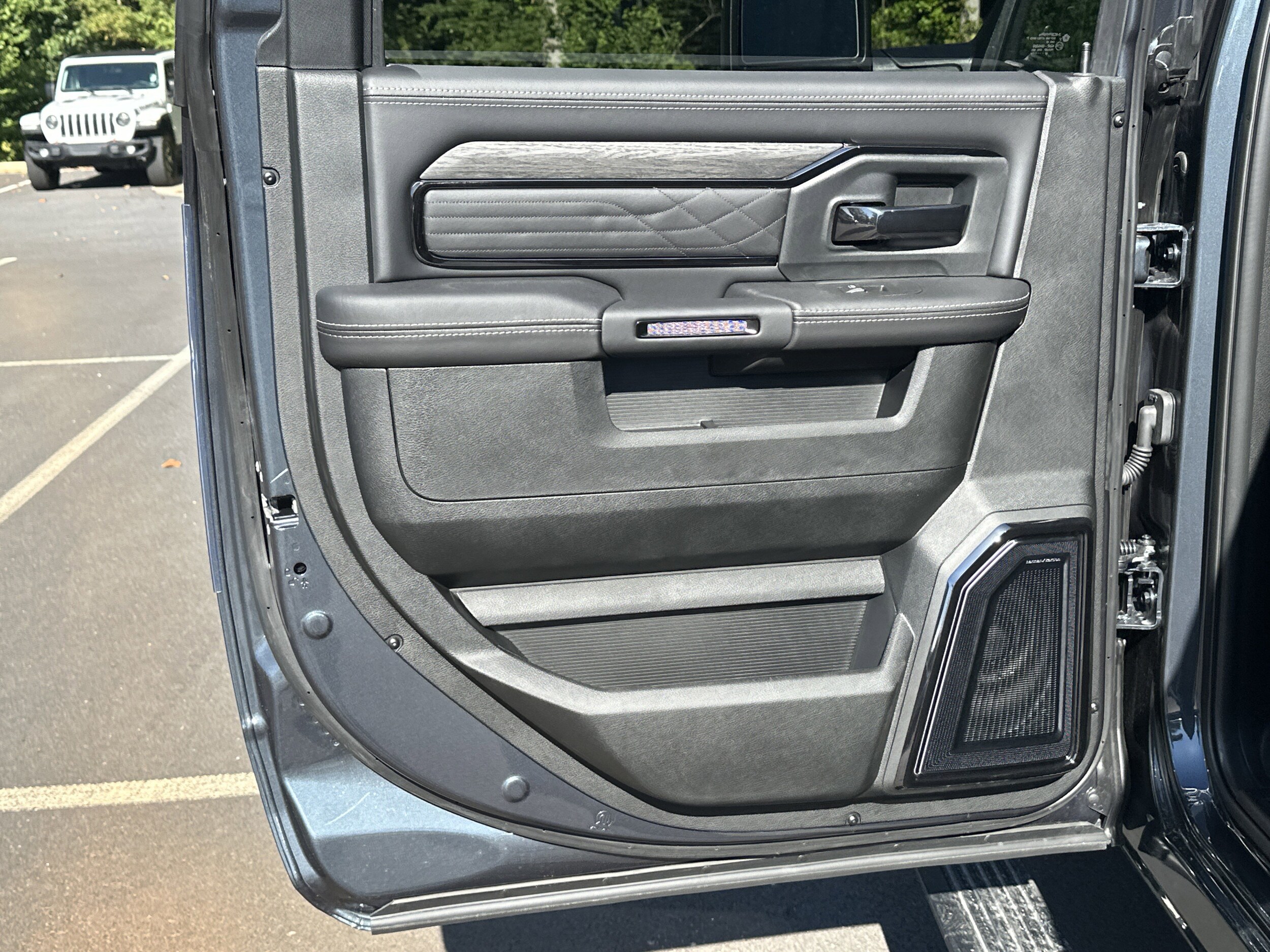 2026 RAM 2500 Limited - Photo 20