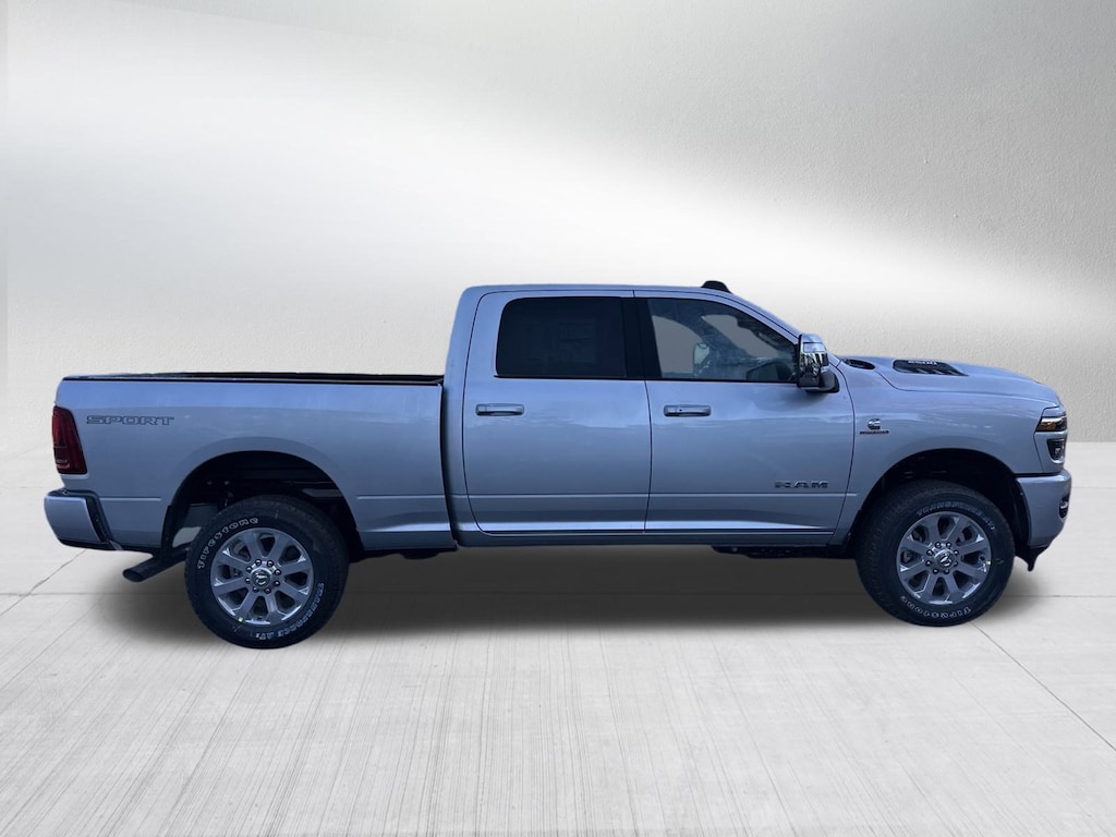 New 2026 Ram 2500 LARAMIE CREW CAB 4X4 6'4 BOX Pickup