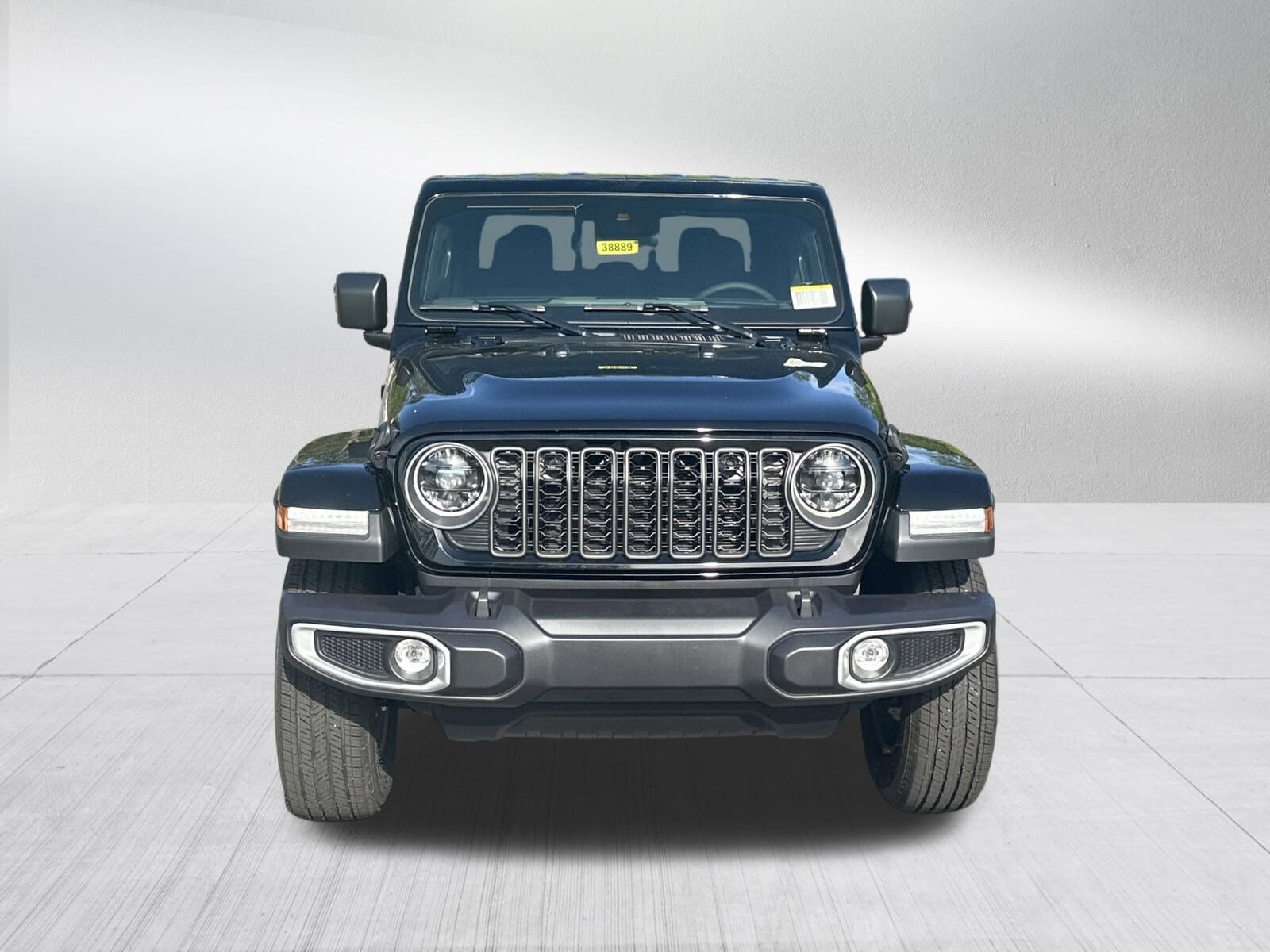 2025 Jeep Gladiator Sport S photo 2