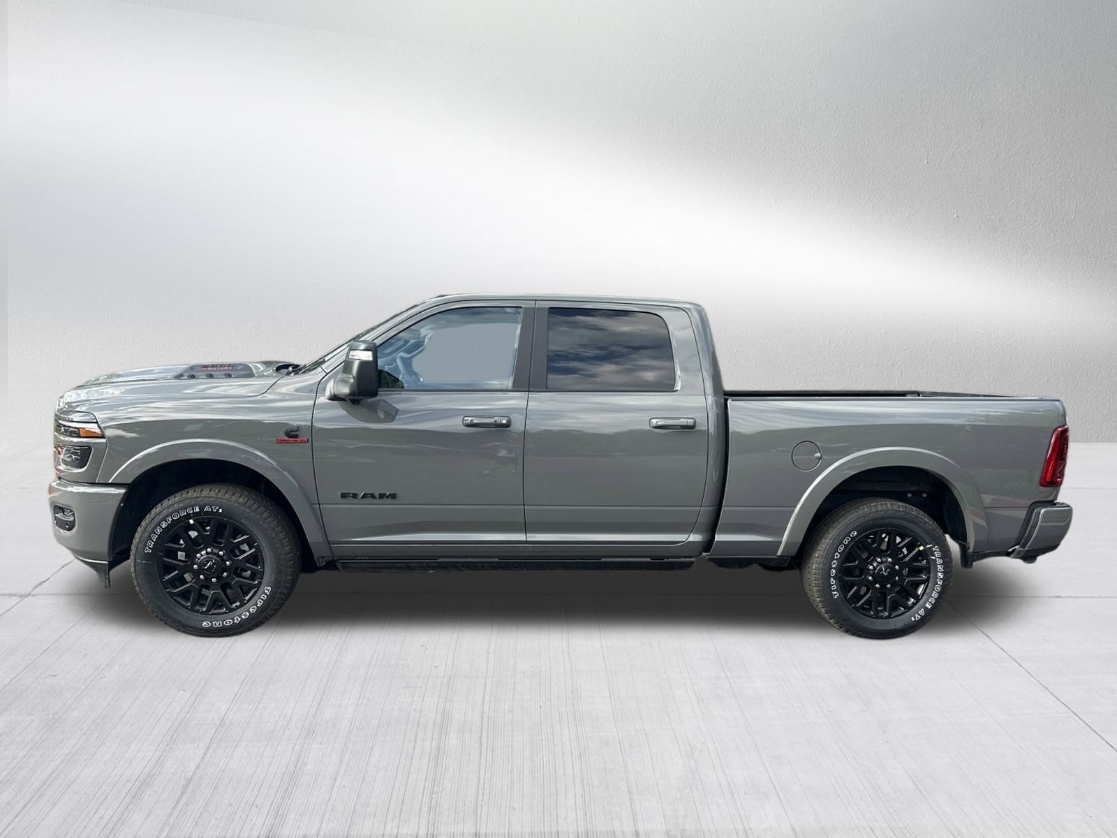 2026 RAM 2500 Limited - Photo 8