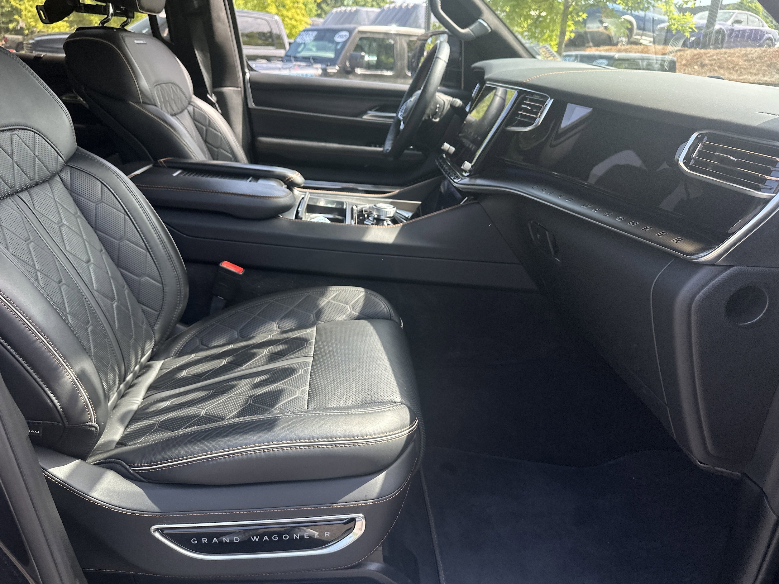 2024 Jeep Grand Wagoneer Series III - Photo 13