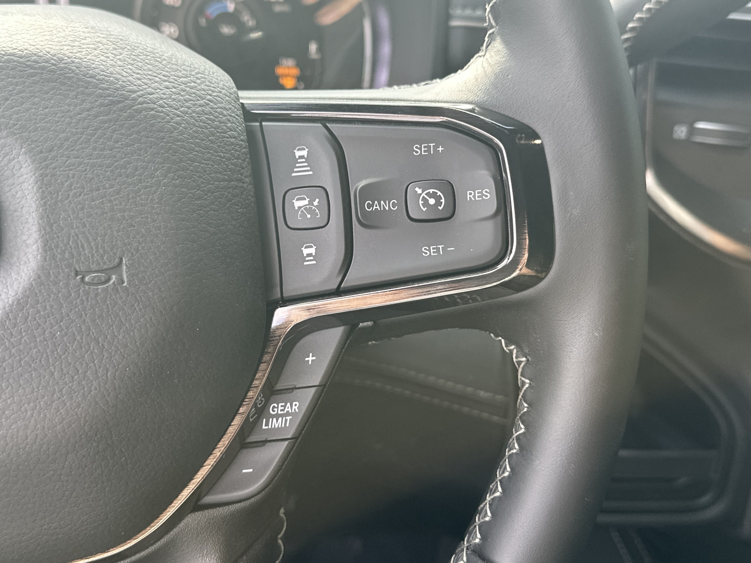2026 RAM 2500 Limited - Photo 23