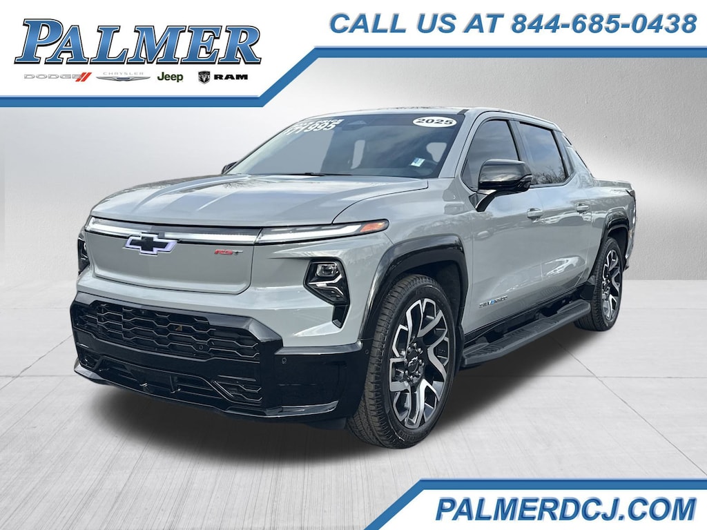 Used 2025 Chevrolet Silverado EV RST w/2SP Truck Crew Cab