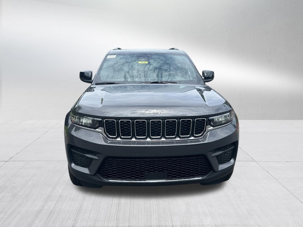 New 2026 Jeep Grand Cherokee LAREDO X 4X2 Sport Utility