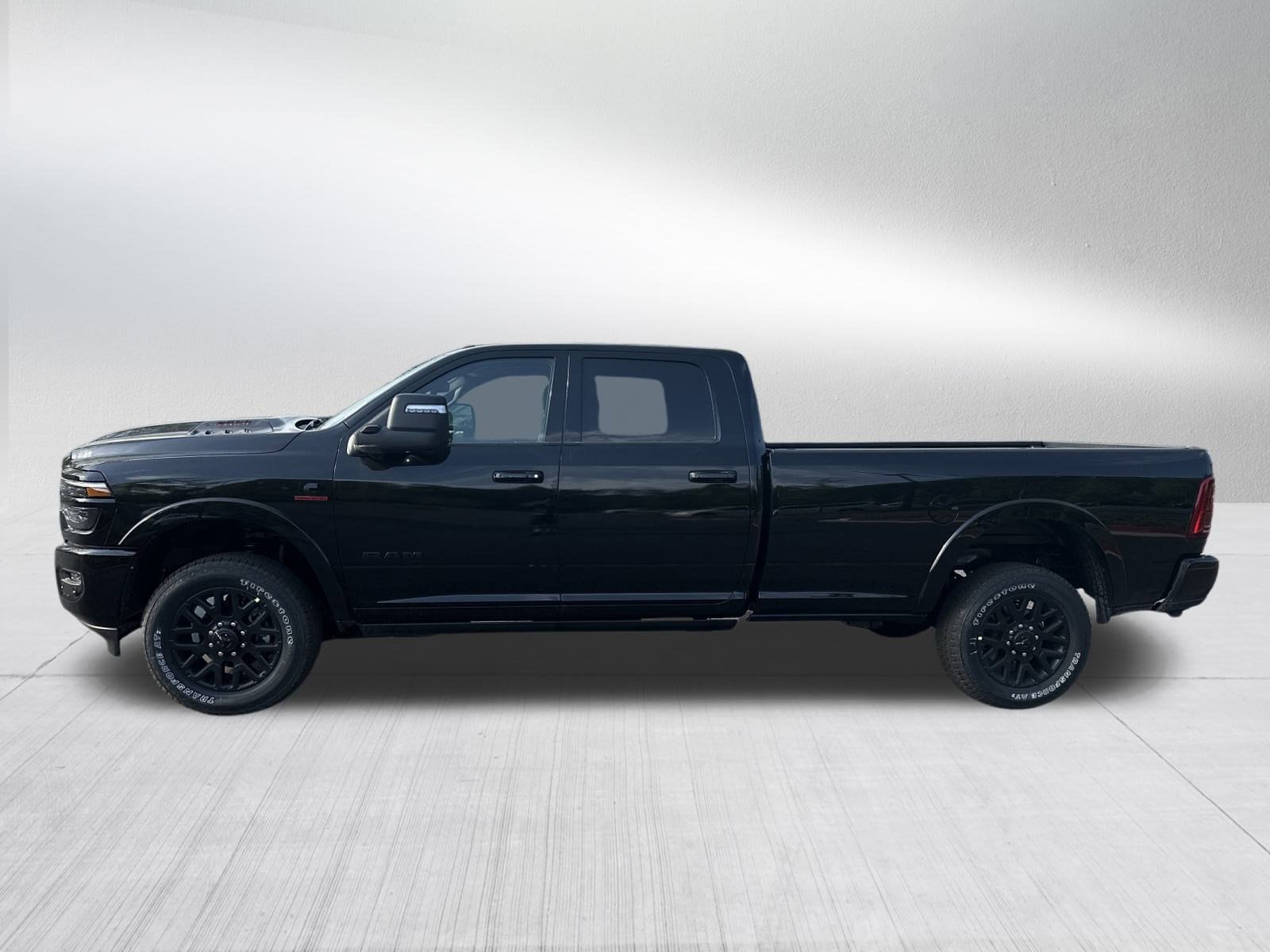 2025 RAM 2500 Limited - Photo 8