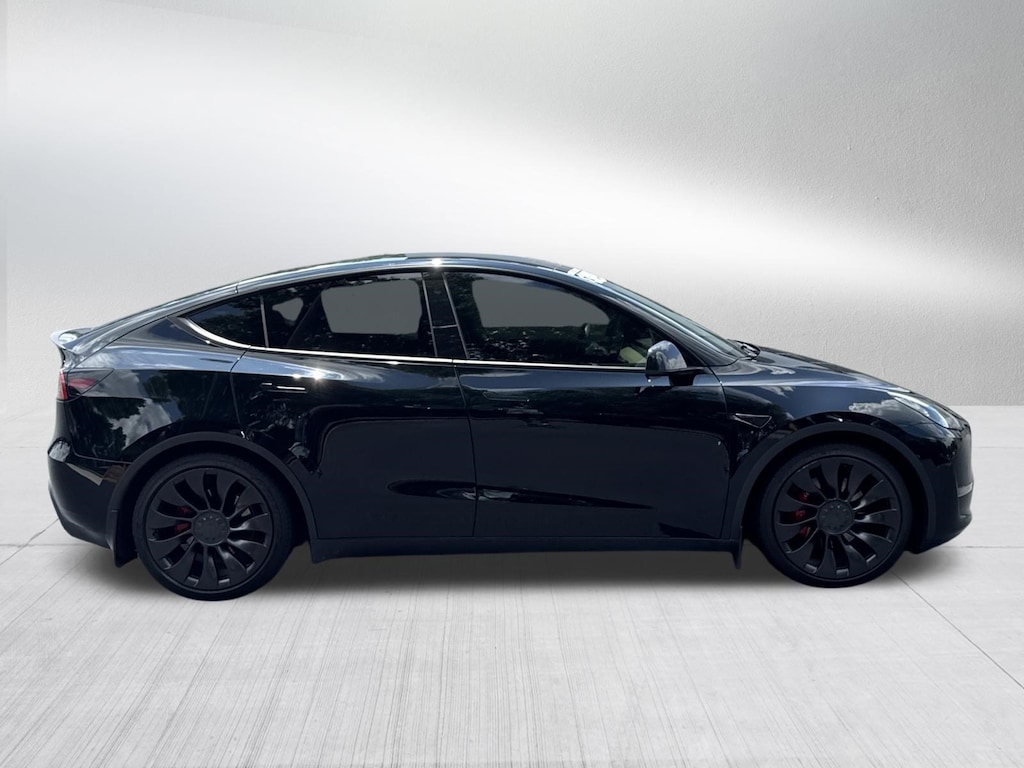 Used 2022 Tesla Model Y Performance SUV