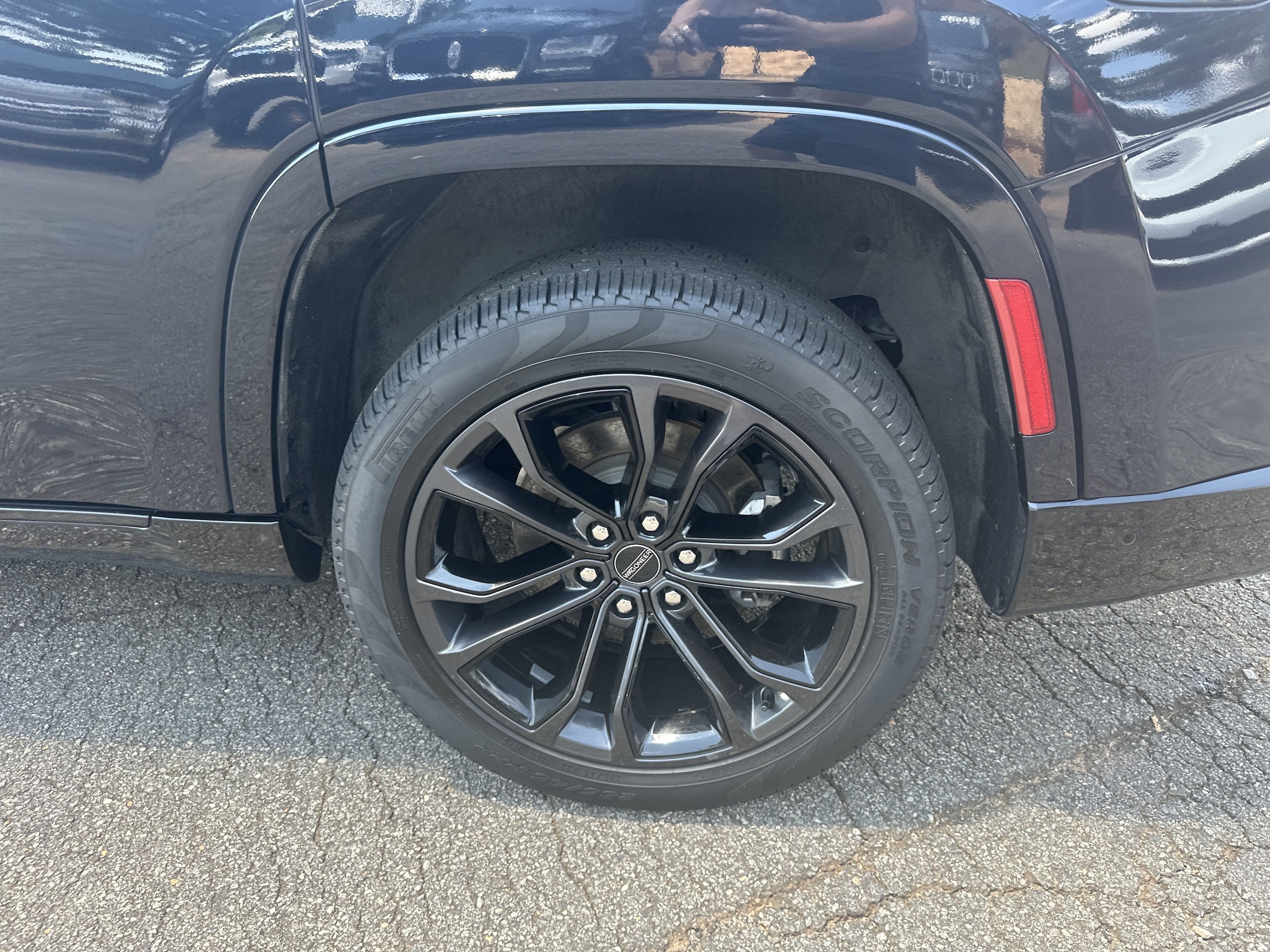 2024 Jeep Grand Wagoneer Series III - Photo 18