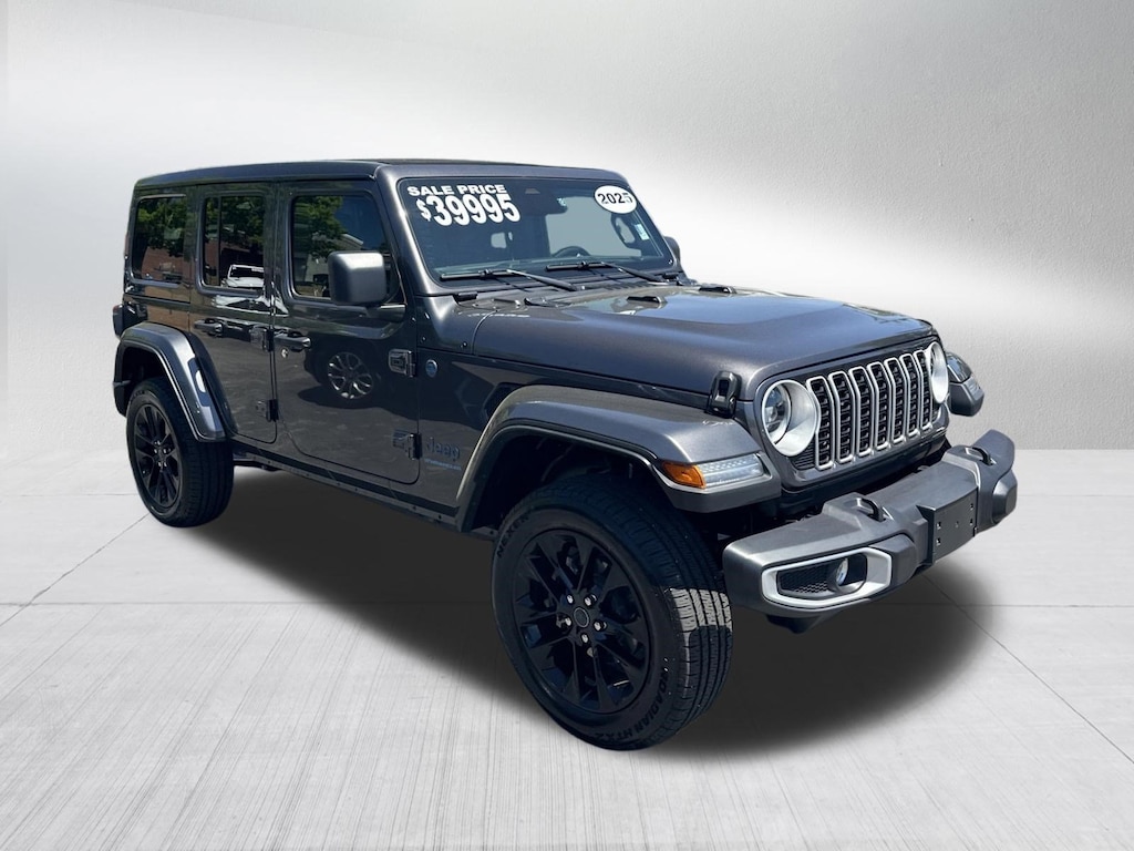 Used 2025 Jeep Wrangler 4xe Sahara SUV