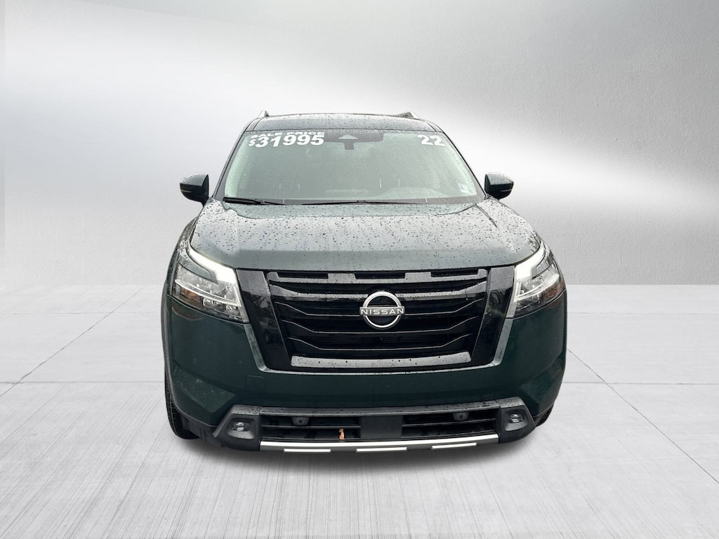 Used 2022 Nissan Pathfinder SL SUV