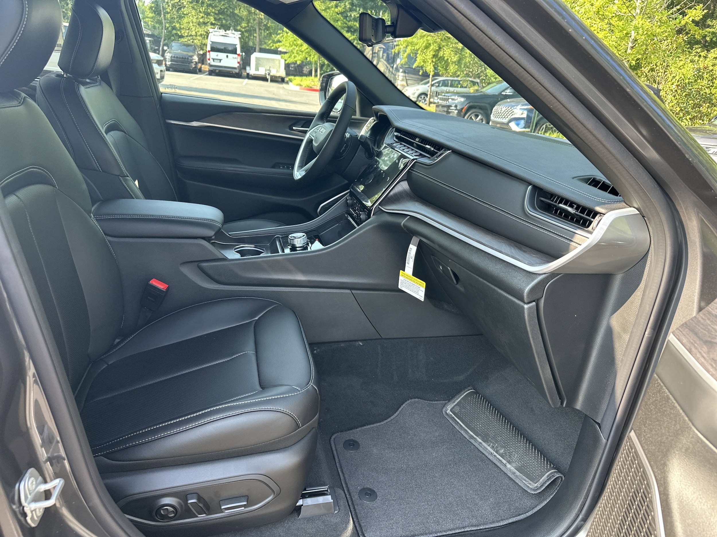 2025 Jeep Grand Cherokee Limited - Photo 13