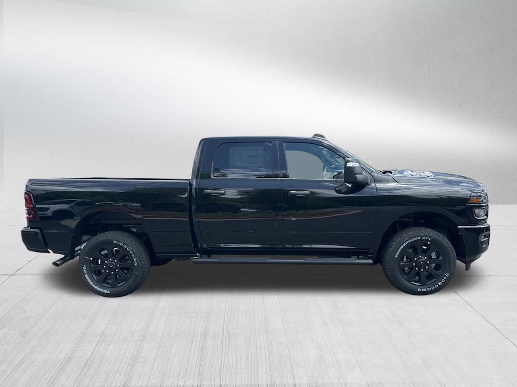 New 2026 Ram 2500 BLACK EXPRESS CREW CAB 4X4 6'4 BOX Pickup